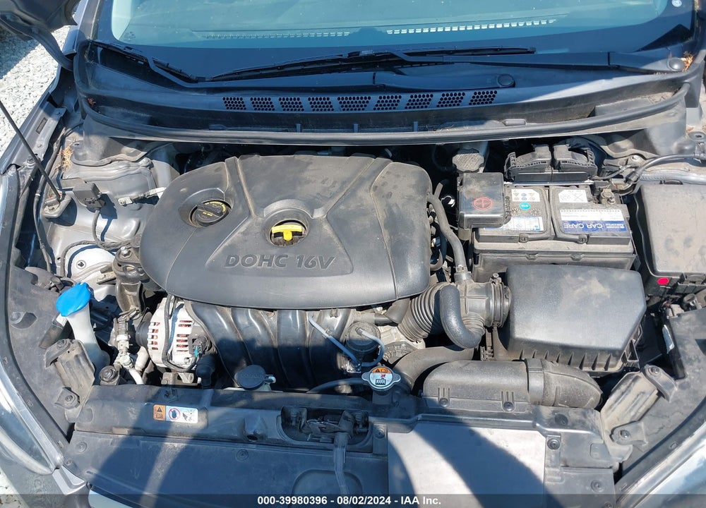 2014 HYUNDAI ELANTRA SE VIN: 5NPDH4AE6EH505806