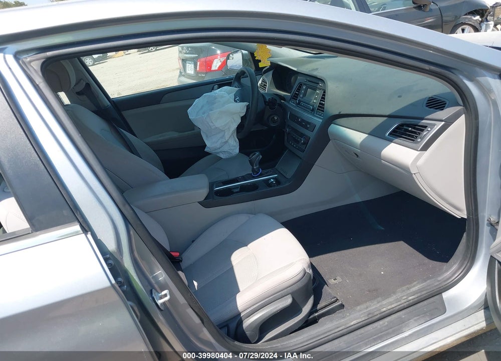 2017 HYUNDAI SONATA VIN: 5NPE24AF6HH581089