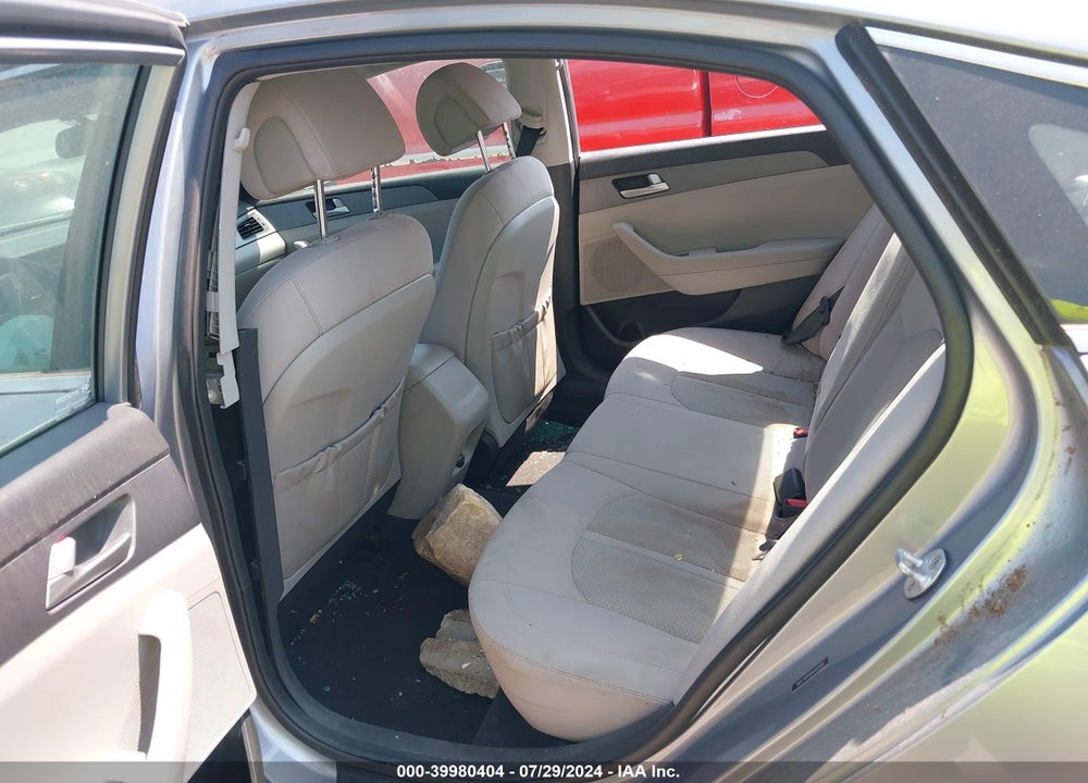 2017 HYUNDAI SONATA VIN: 5NPE24AF6HH581089