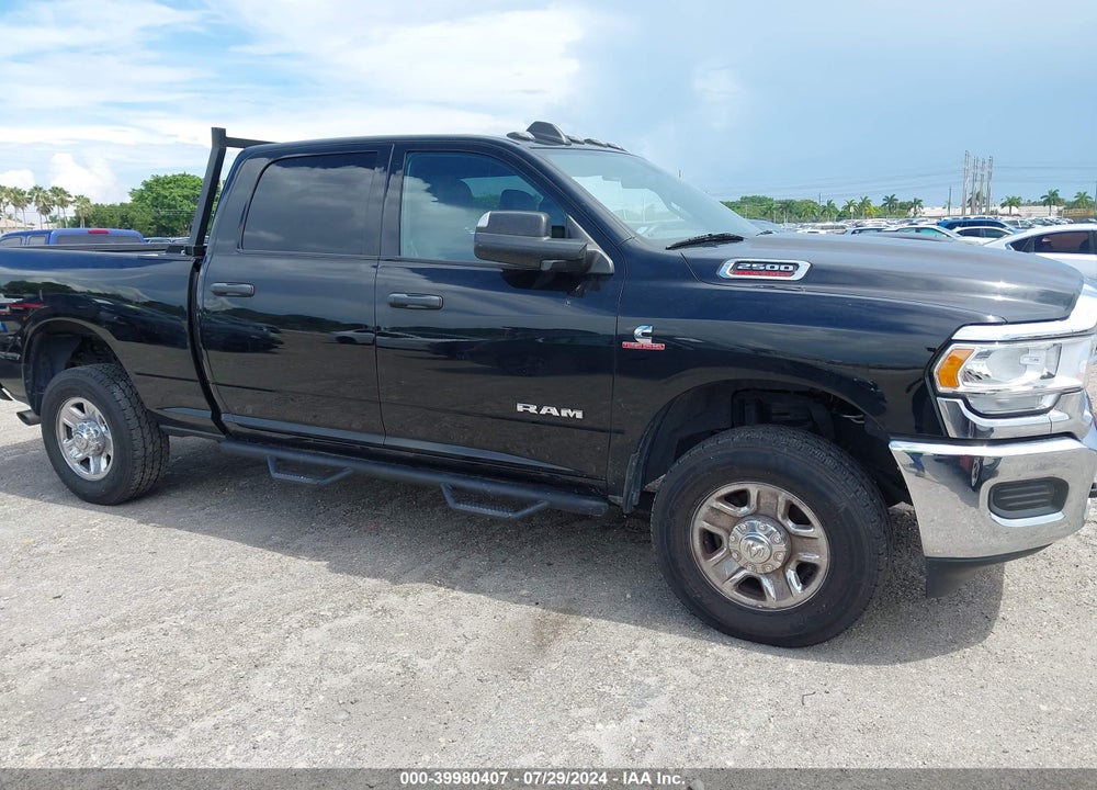 2022 RAM 2500 TRADESMAN 4X4 6'4 BOX VIN: 3C6UR5CL3NG154884