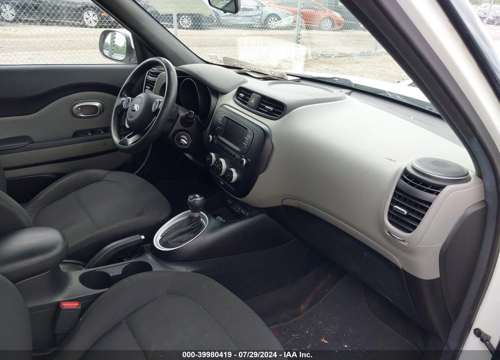 2017 KIA SOUL VIN: KNDJN2A27H7422772