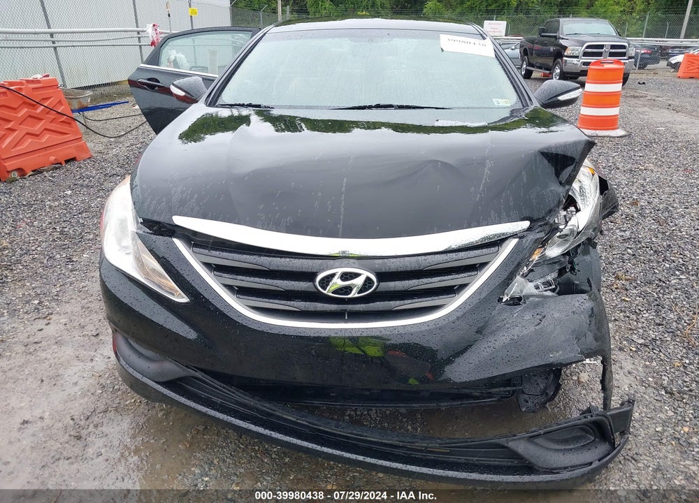 2014 HYUNDAI SONATA GLS VIN: 5NPEB4AC4EH889184