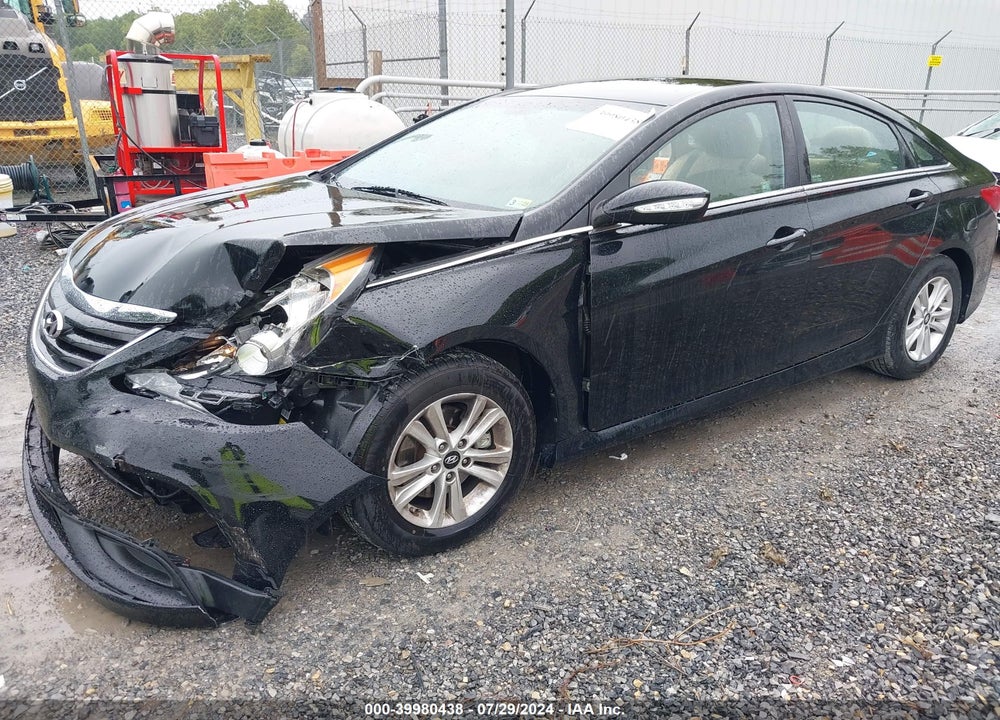 2014 HYUNDAI SONATA GLS VIN: 5NPEB4AC4EH889184