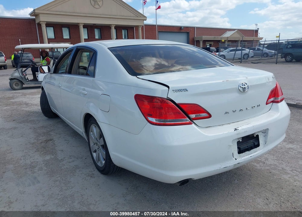 2005 TOYOTA AVALON XLS VIN: 4T1BK36B55U032564