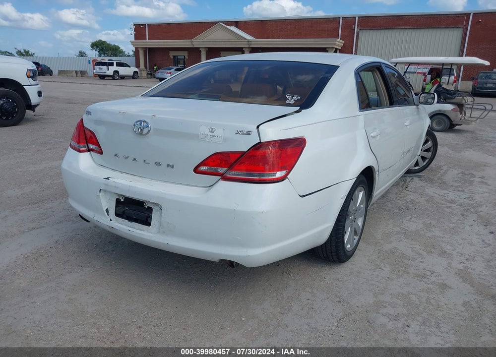 2005 TOYOTA AVALON XLS VIN: 4T1BK36B55U032564