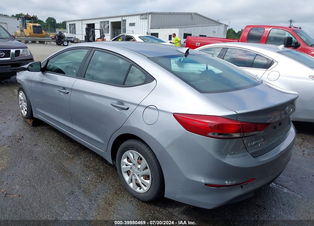 2017 HYUNDAI ELANTRA VIN: 5NPD74LF1HH193472