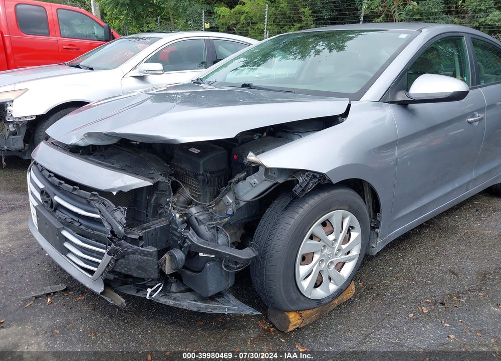 2017 HYUNDAI ELANTRA VIN: 5NPD74LF1HH193472
