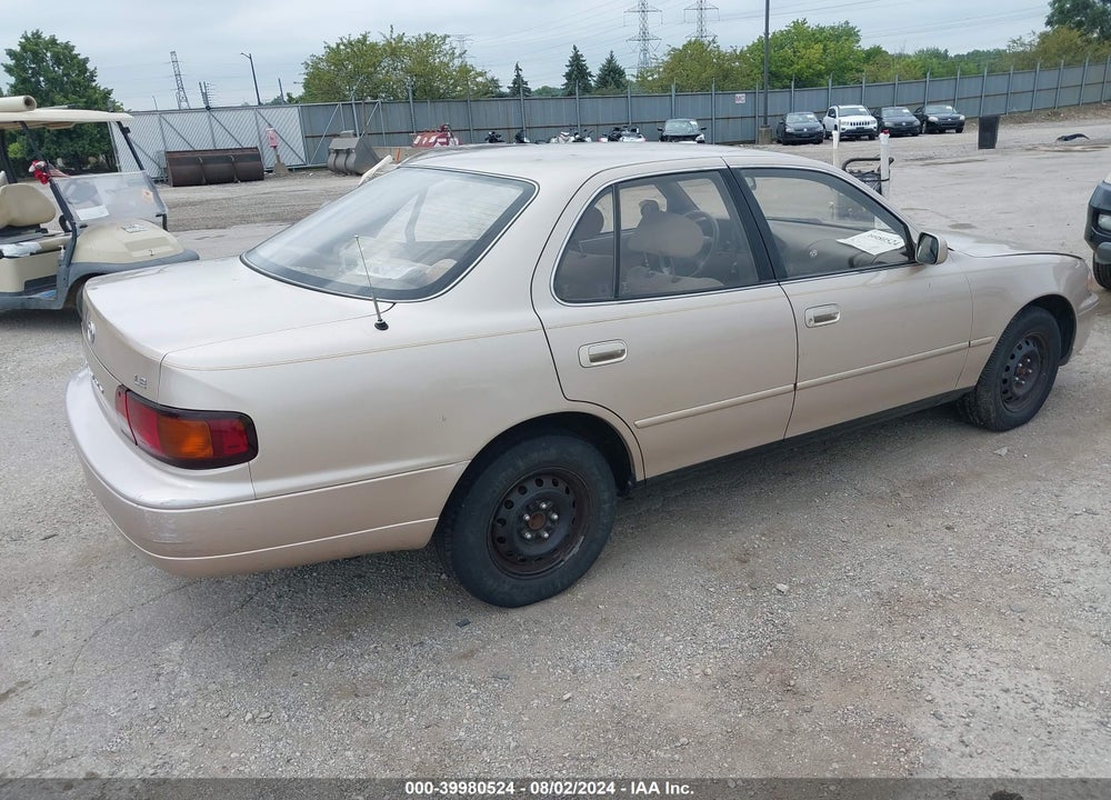 1995 TOYOTA CAMRY LE VIN: 4T1SK12E6SU875883