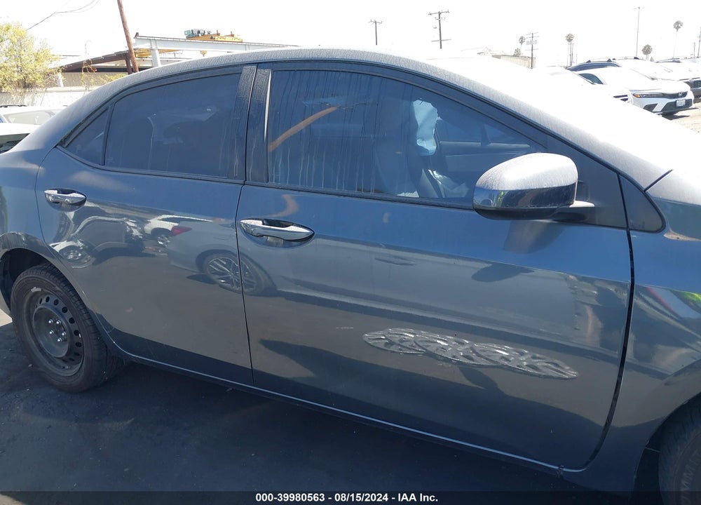 2019 TOYOTA COROLLA LE VIN: 2T1BURHE8KC235384