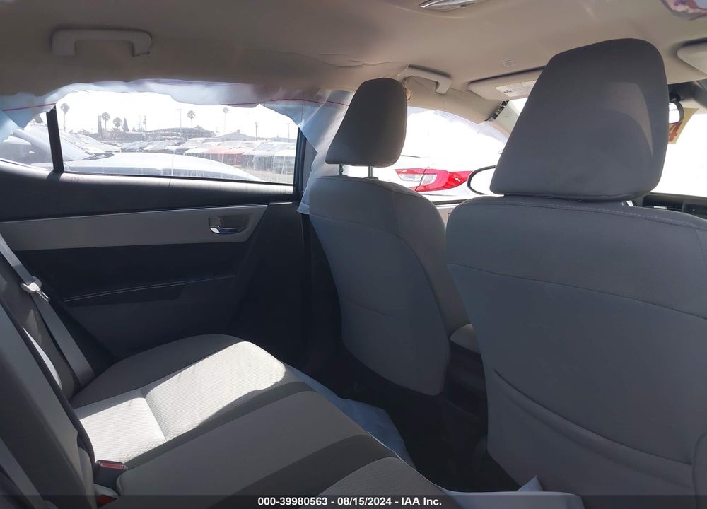 2019 TOYOTA COROLLA LE VIN: 2T1BURHE8KC235384