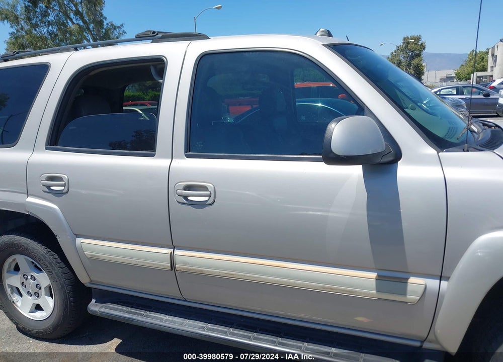 2004 CHEVROLET TAHOE LT VIN: 1GNEC13TX4J305263
