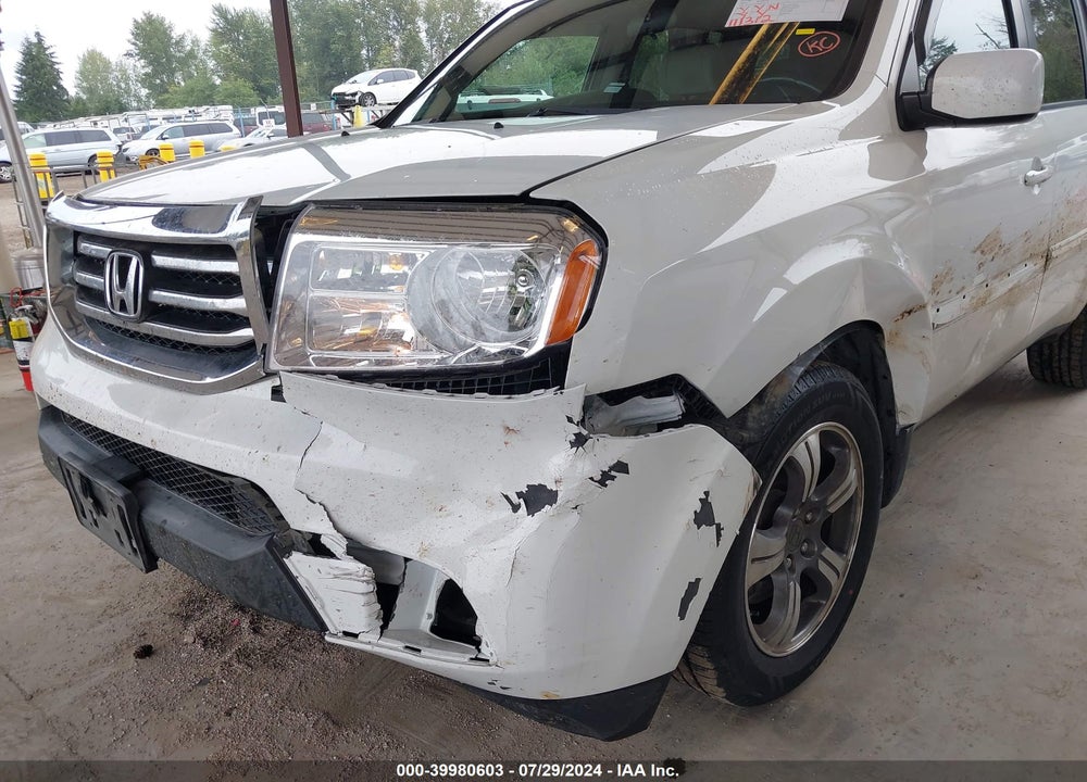 2015 HONDA PILOT SE VIN: 5FNYF3H39FB012272
