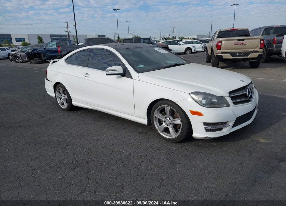 2014 MERCEDES-BENZ C 250 VIN: WDDGJ4HB2EG189411