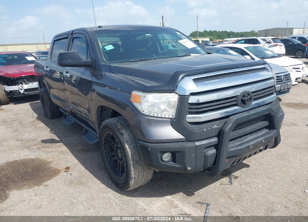 2017 TOYOTA TUNDRA SR5 4.6L V8 VIN: 5TFEM5F15HX120466