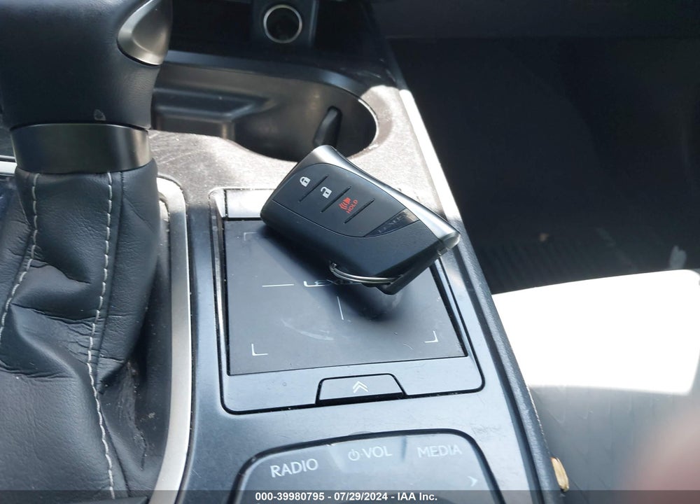 2021 LEXUS UX 250H VIN: JTHX9JBH4M2045237