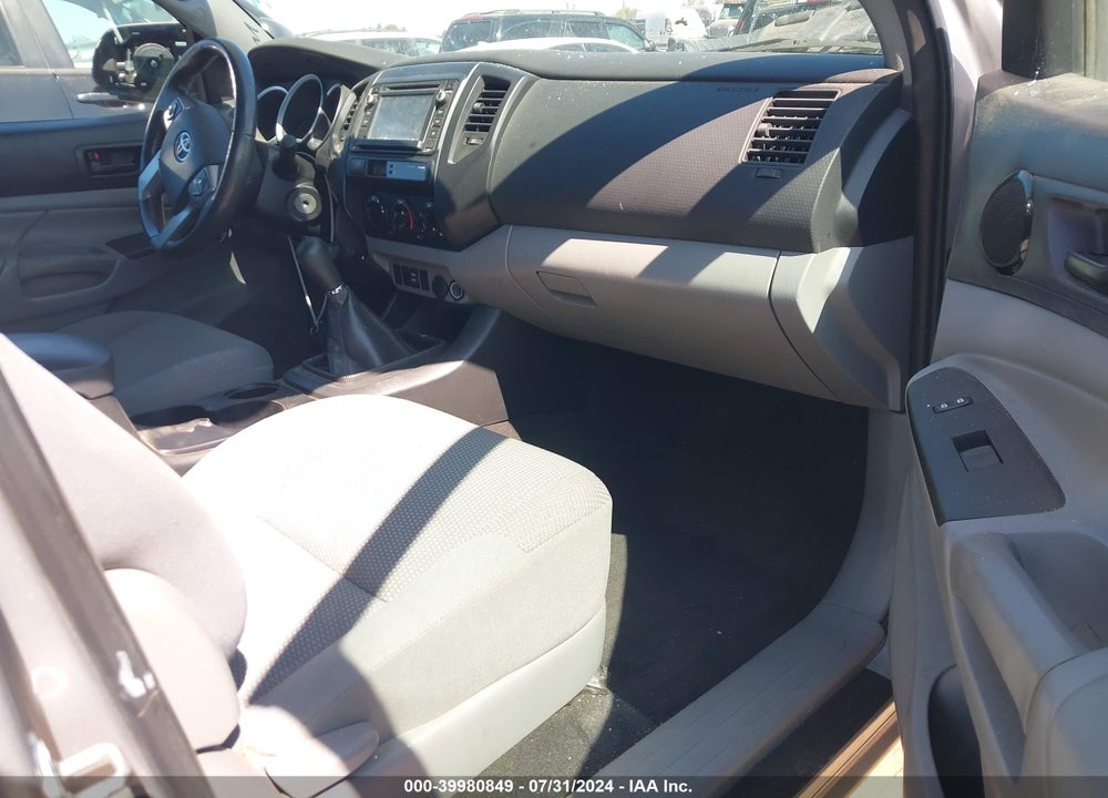 2014 TOYOTA TACOMA VIN: 5TFTX4CN8EX043152