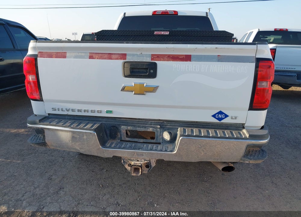 2015 CHEVROLET SILVERADO 2500HD LT VIN: 1GC1KVEB8FF156945