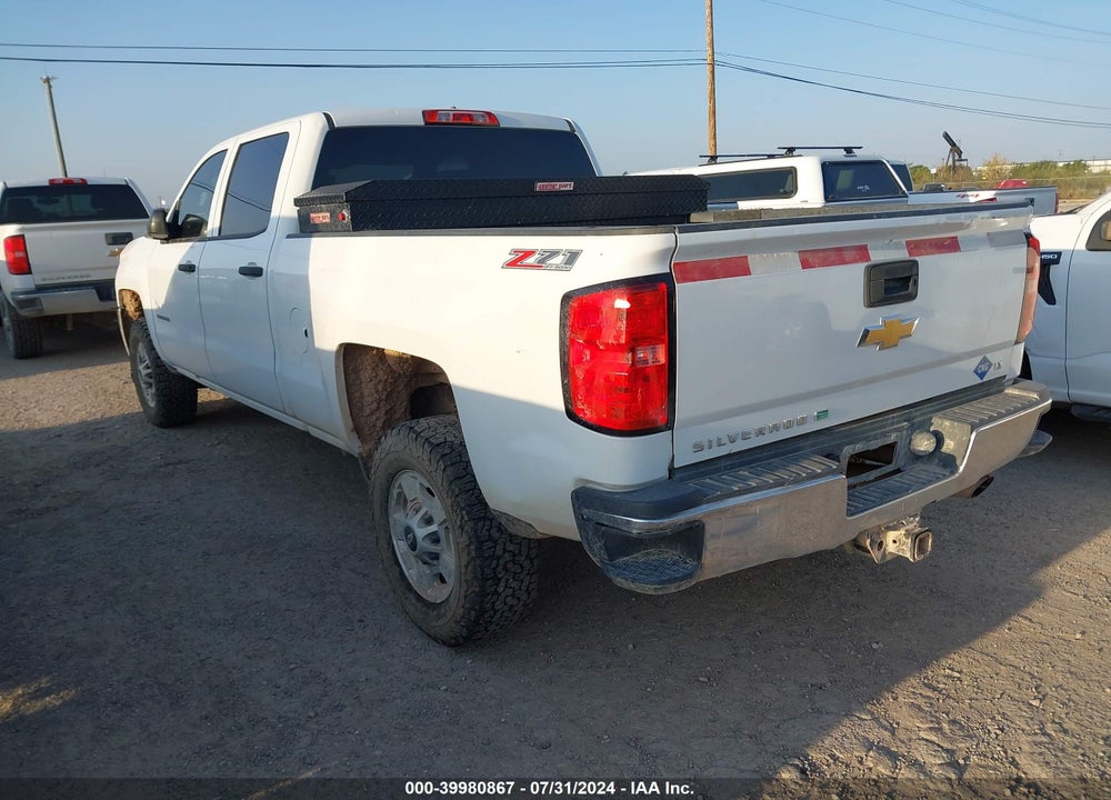 2015 CHEVROLET SILVERADO 2500HD LT VIN: 1GC1KVEB8FF156945