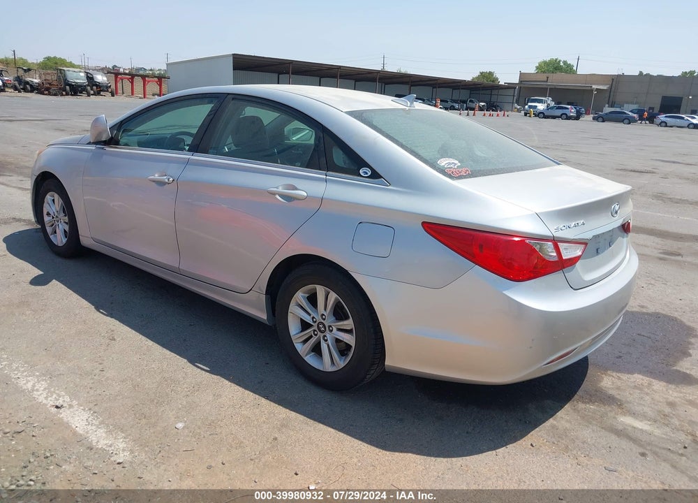 2011 HYUNDAI SONATA GLS VIN: 5NPEB4AC0BH217182