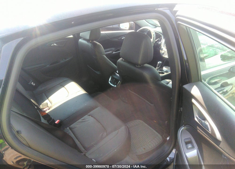 2018 CHEVROLET MALIBU LT VIN: 1G1ZD5ST4JF164486