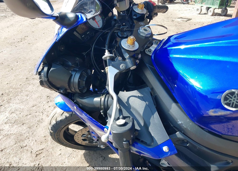 2005 YAMAHA YZFR6 L VIN: JYARJ06E25A030461