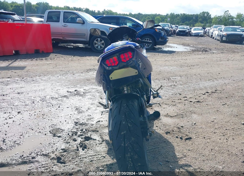 2005 YAMAHA YZFR6 L VIN: JYARJ06E25A030461