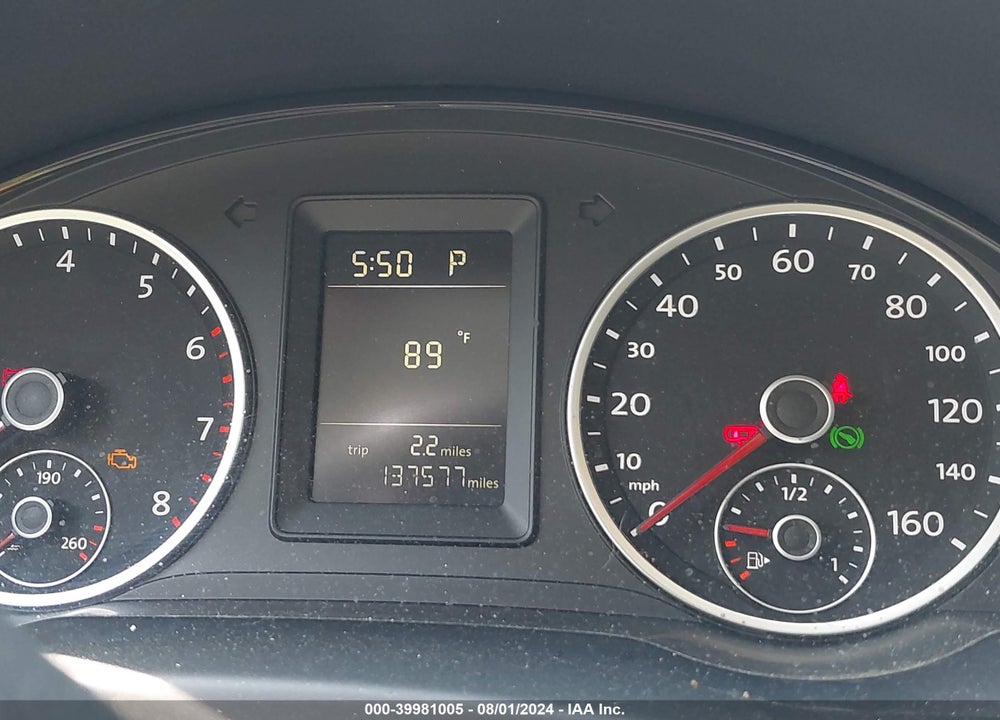 2010 VOLKSWAGEN TIGUAN S VIN: WVGBV7AX5AW513821