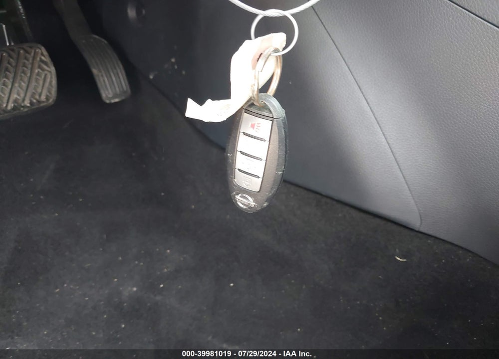 2017 NISSAN SENTRA VIN: 3N1CB7AP3HY231152