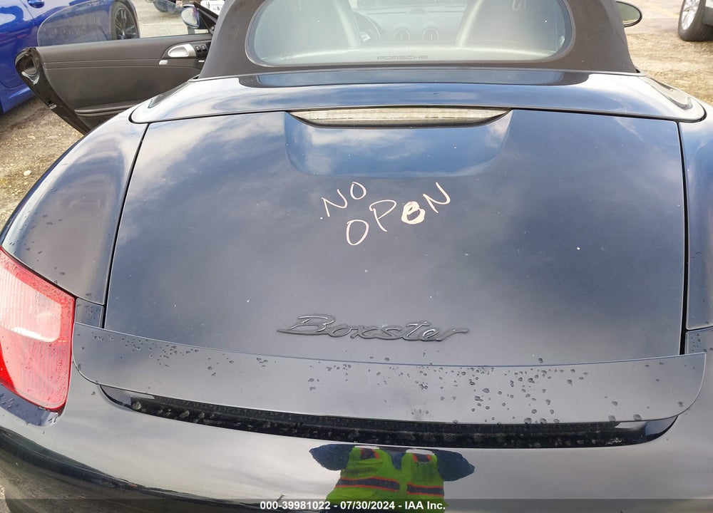 2008 PORSCHE BOXSTER VIN: WP0CA29898U710324