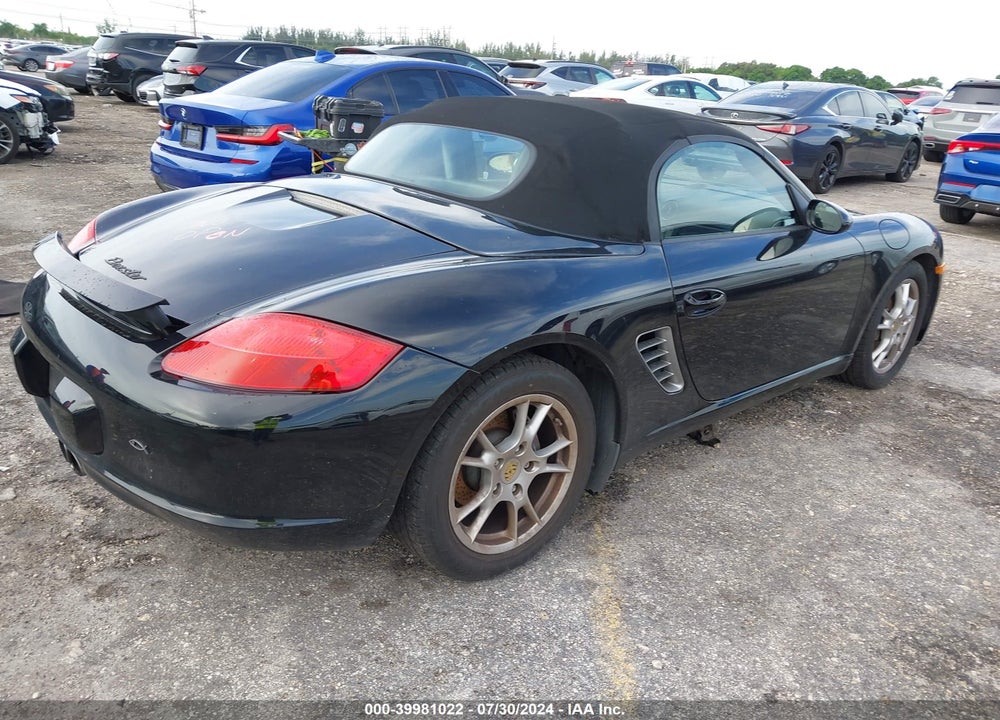 2008 PORSCHE BOXSTER VIN: WP0CA29898U710324