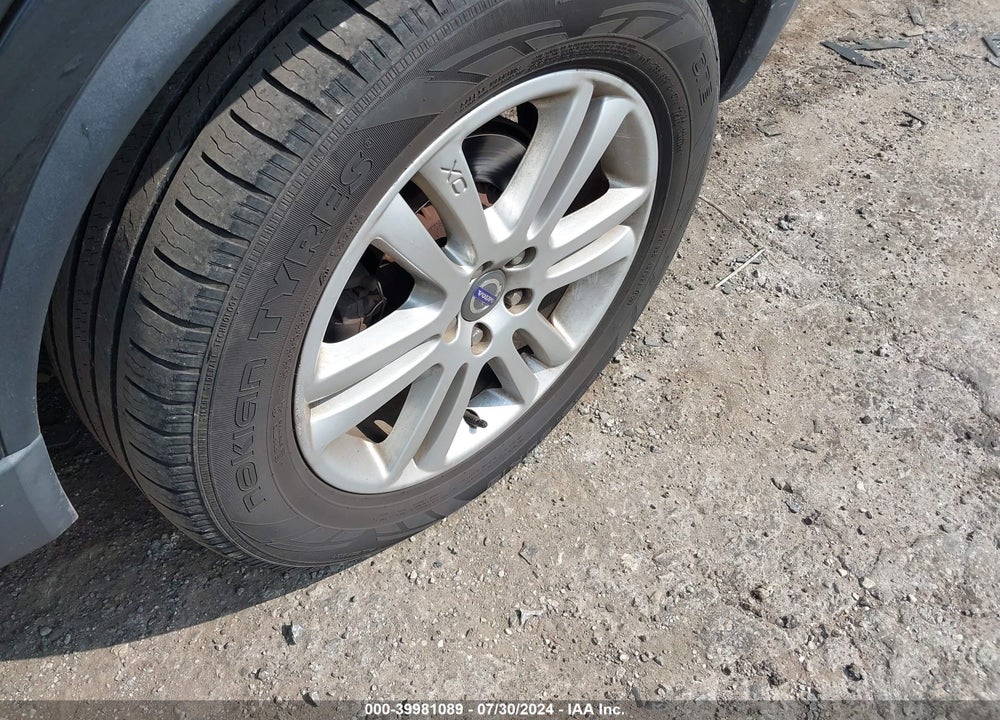 2011 VOLVO XC90 3.2 VIN: YV4952CZ3B1604814