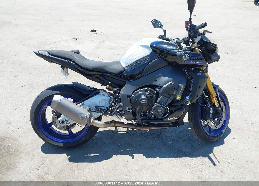 2022 YAMAHA MTN1000 DC VIN: JYARN81Y6NA000304