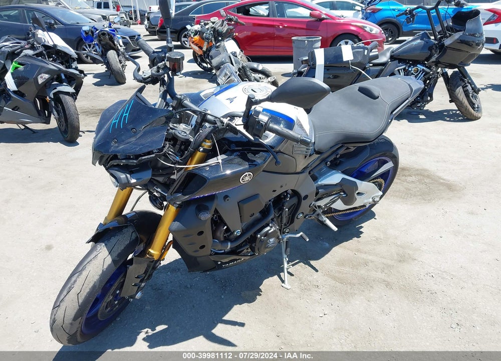 2022 YAMAHA MTN1000 DC VIN: JYARN81Y6NA000304