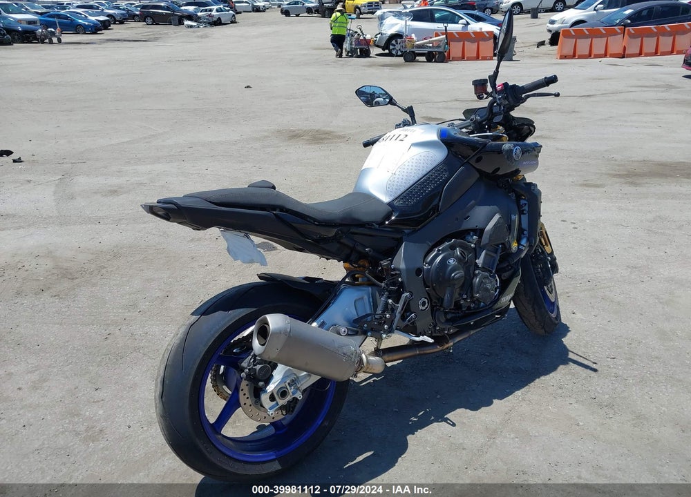 2022 YAMAHA MTN1000 DC VIN: JYARN81Y6NA000304