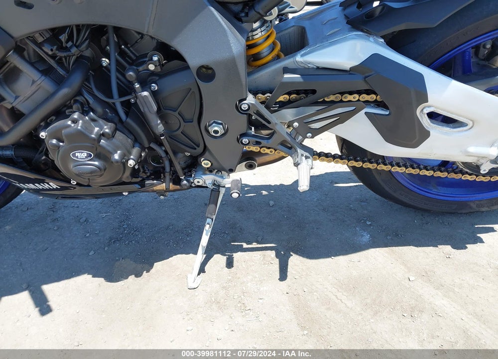 2022 YAMAHA MTN1000 DC VIN: JYARN81Y6NA000304