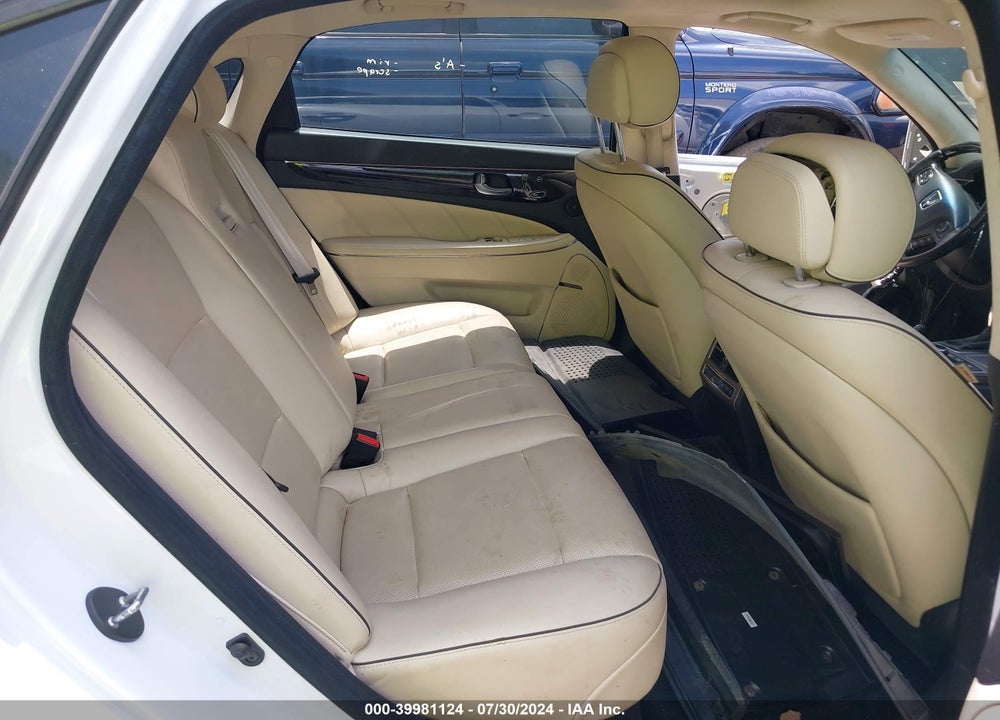 2016 HYUNDAI EQUUS SIGNATURE VIN: KMHGH4JH1GU106054
