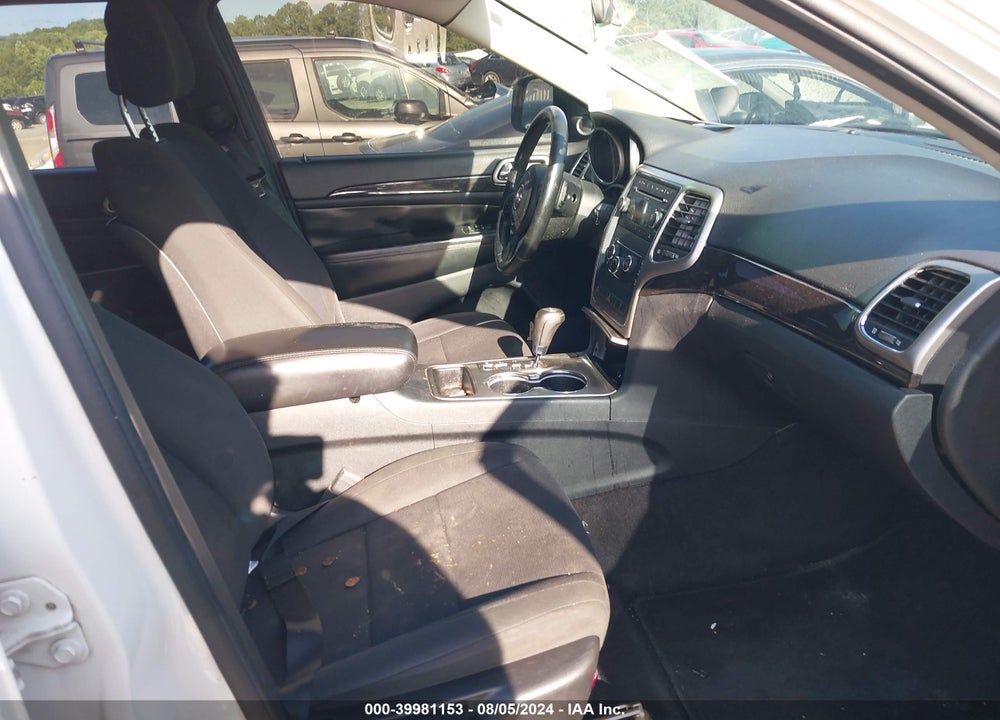 2011 JEEP GRAND CHEROKEE LAREDO VIN: 1J4RS4GG9BC564088