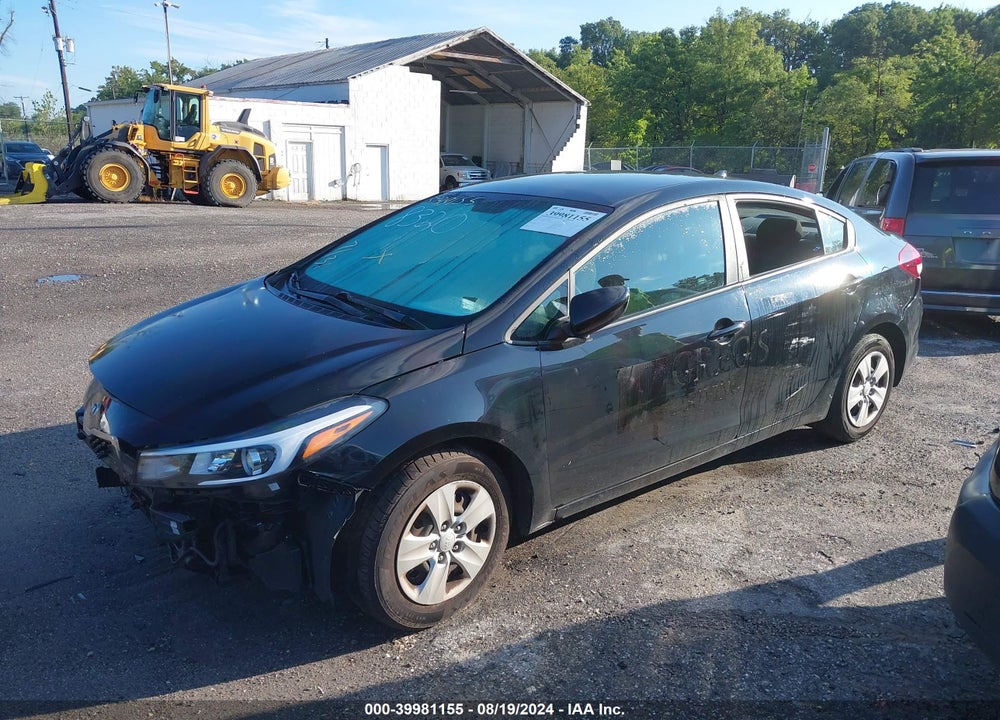 2018 KIA FORTE LX VIN: 3KPFK4A7XJE218320