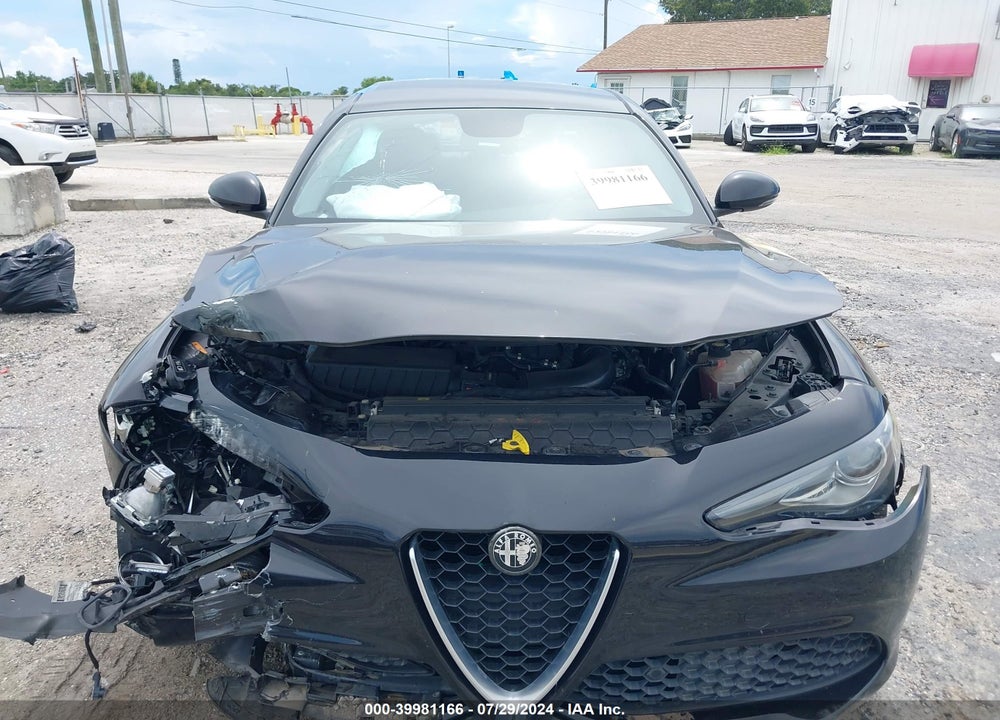 2017 ALFA ROMEO GIULIA TI RWD VIN: ZARFAECN7H7560165