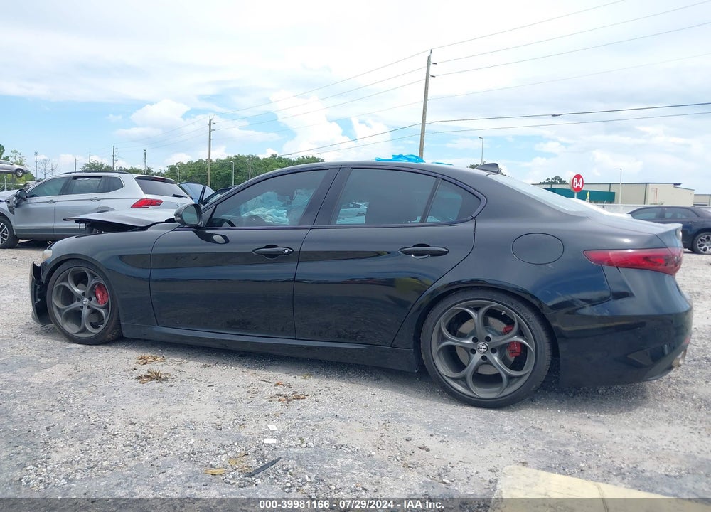 2017 ALFA ROMEO GIULIA TI RWD VIN: ZARFAECN7H7560165