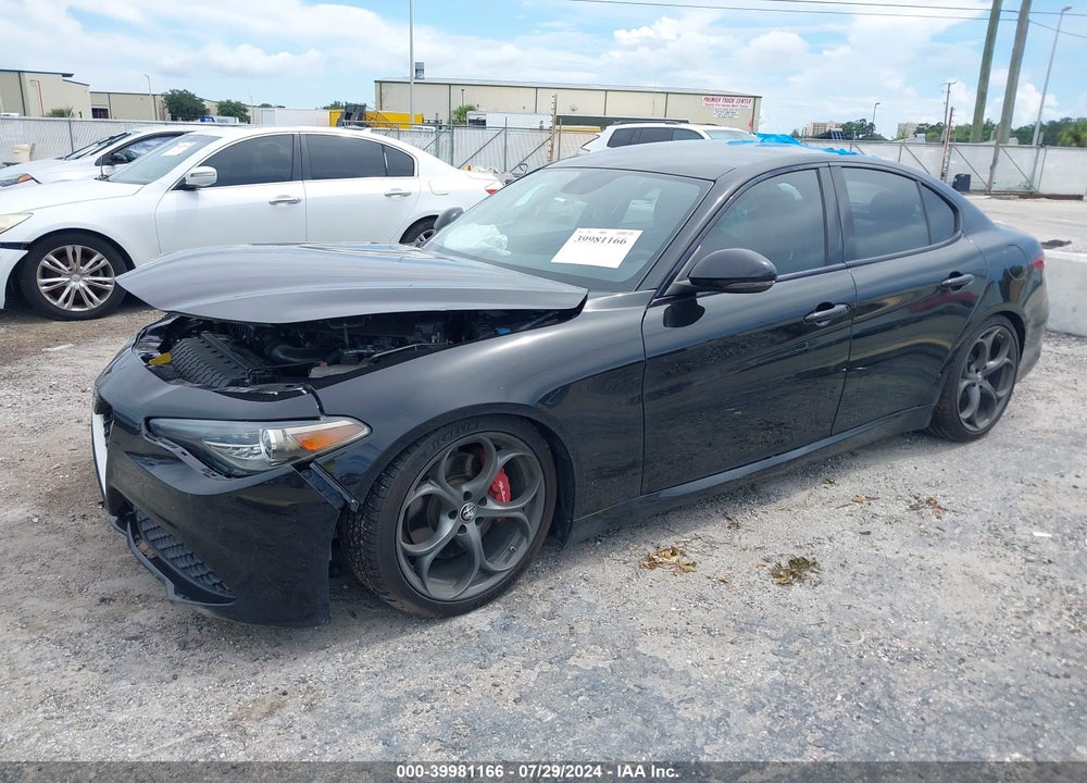 2017 ALFA ROMEO GIULIA TI RWD VIN: ZARFAECN7H7560165