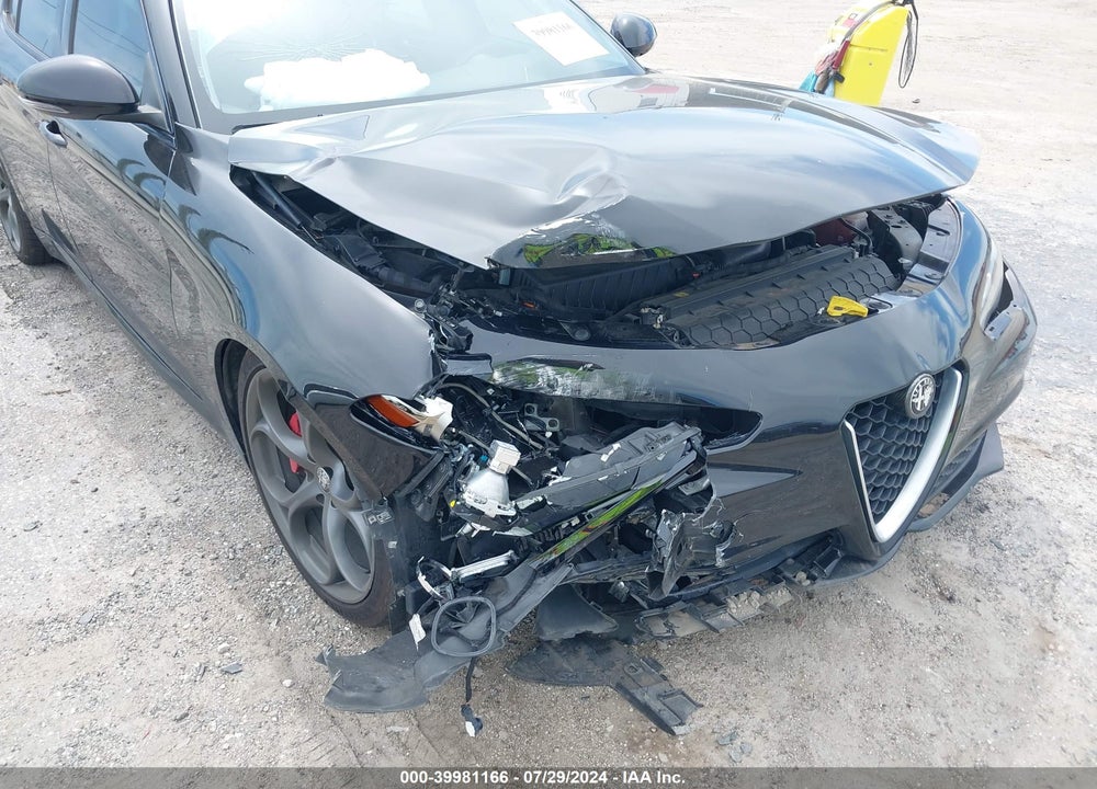 2017 ALFA ROMEO GIULIA TI RWD VIN: ZARFAECN7H7560165