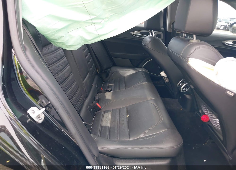 2017 ALFA ROMEO GIULIA TI RWD VIN: ZARFAECN7H7560165
