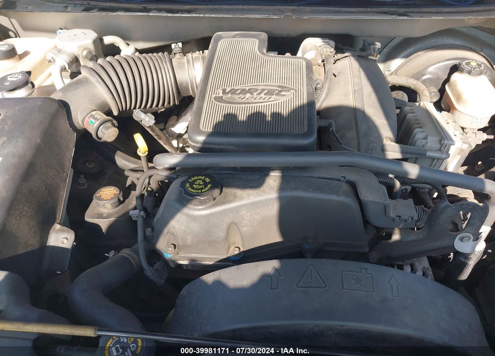 2002 GMC ENVOY SLT VIN: 1GKDT13S822237228