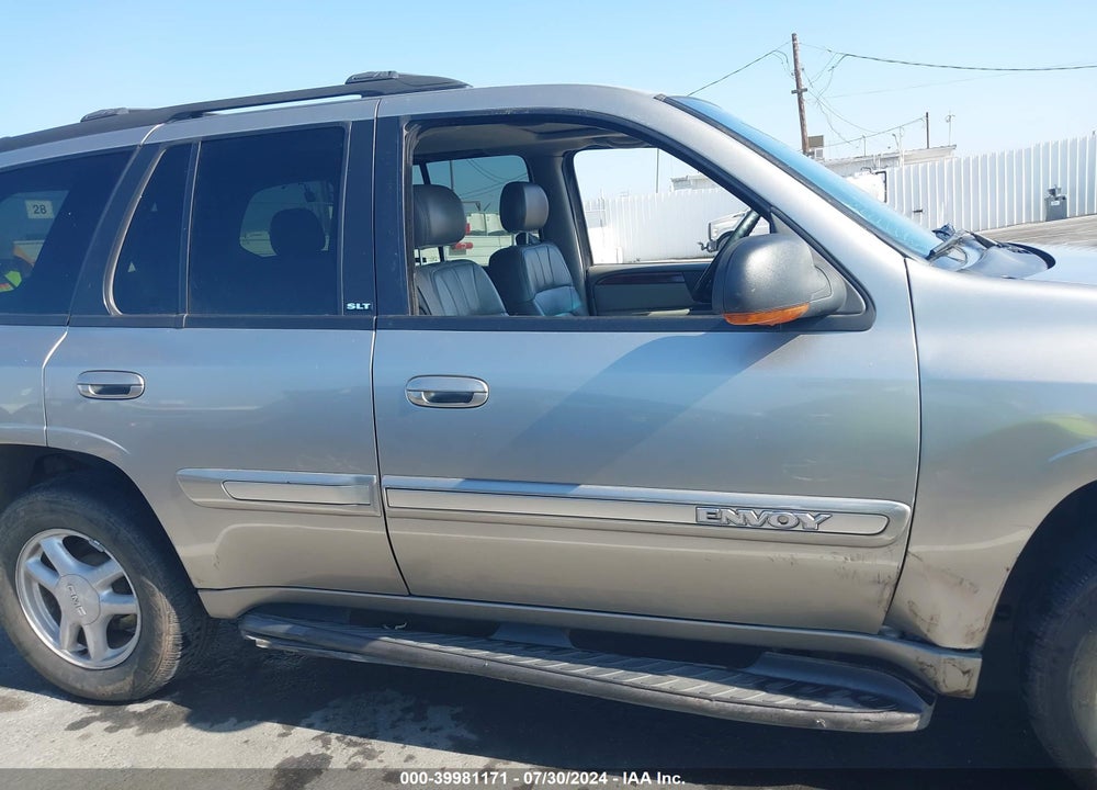 2002 GMC ENVOY SLT VIN: 1GKDT13S822237228