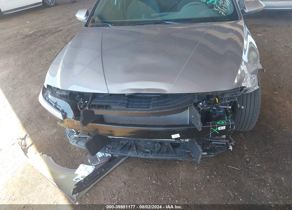 2024 HYUNDAI ELANTRA SEL VIN: KMHLM4DG9RU711469