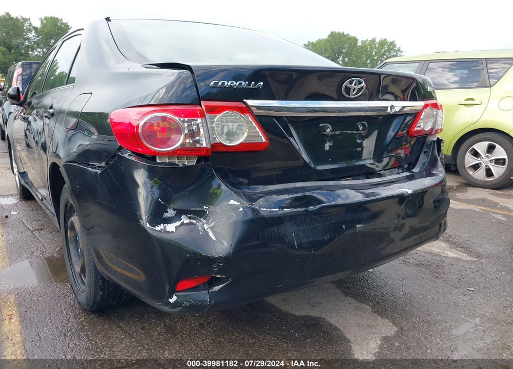 2013 TOYOTA COROLLA LE VIN: 5YFBU4EE4DP112711