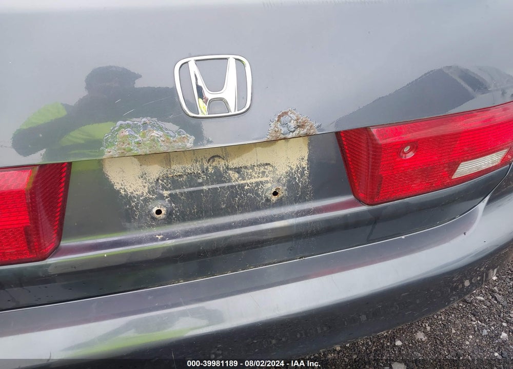 2005 HONDA ACCORD 2.4 LX VIN: 1HGCM55495A188398