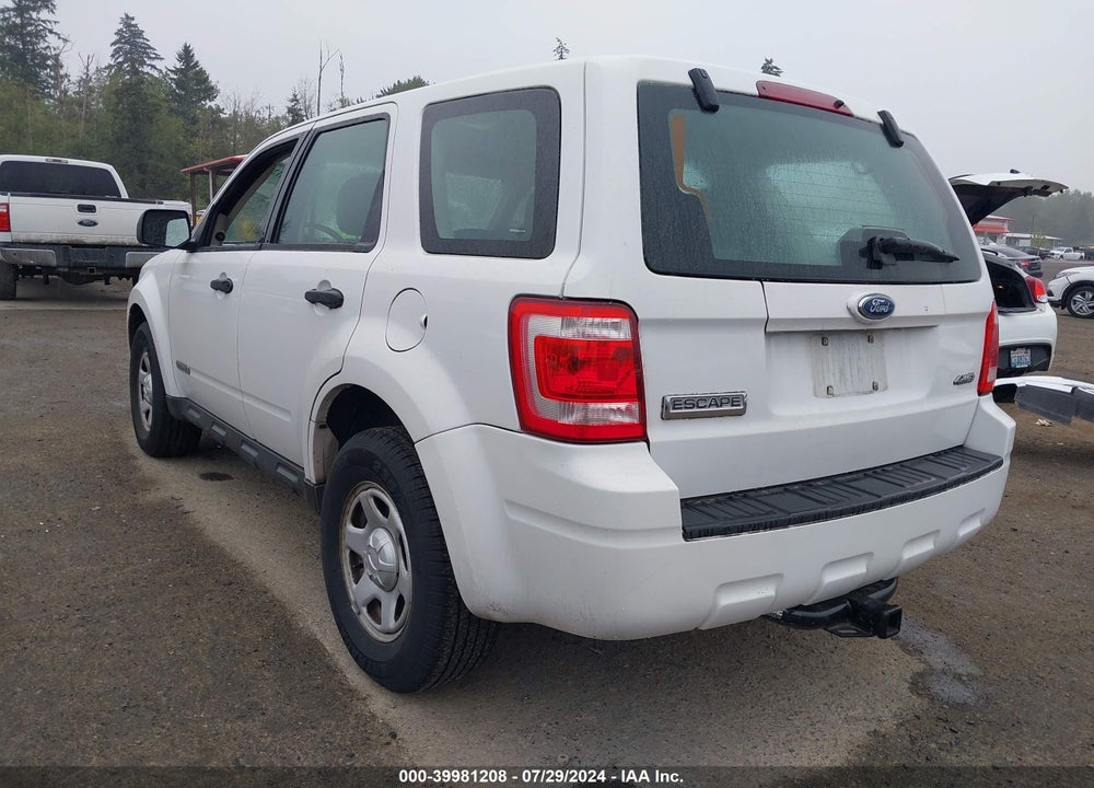 2008 FORD ESCAPE XLS VIN: 1FMCU92Z38KA42613