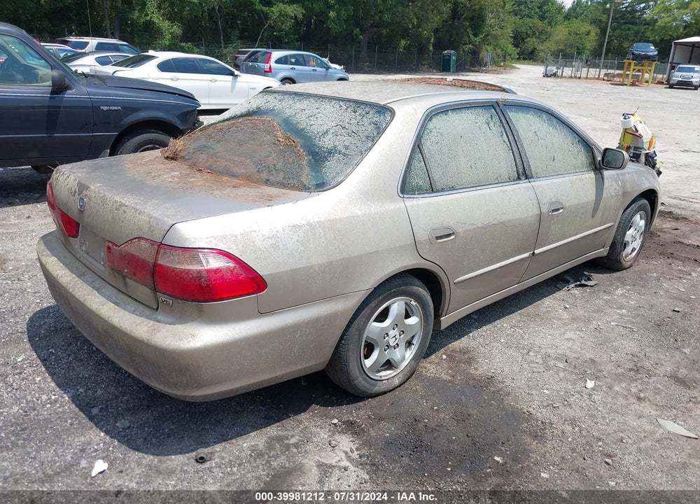 1998 HONDA ACCORD EX V6 VIN: 1HGCG1650WA036731